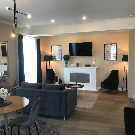 Lazare Maison De Maitre , Appartements De Standing Avec Parking Privatif A Seulement 7 Minutes A Pied Du Centre Historique De Béziers Exterior foto